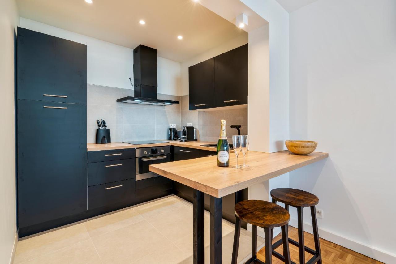 Fantastically Located Modern Apartment With Garage Available Остенде Экстерьер фото
