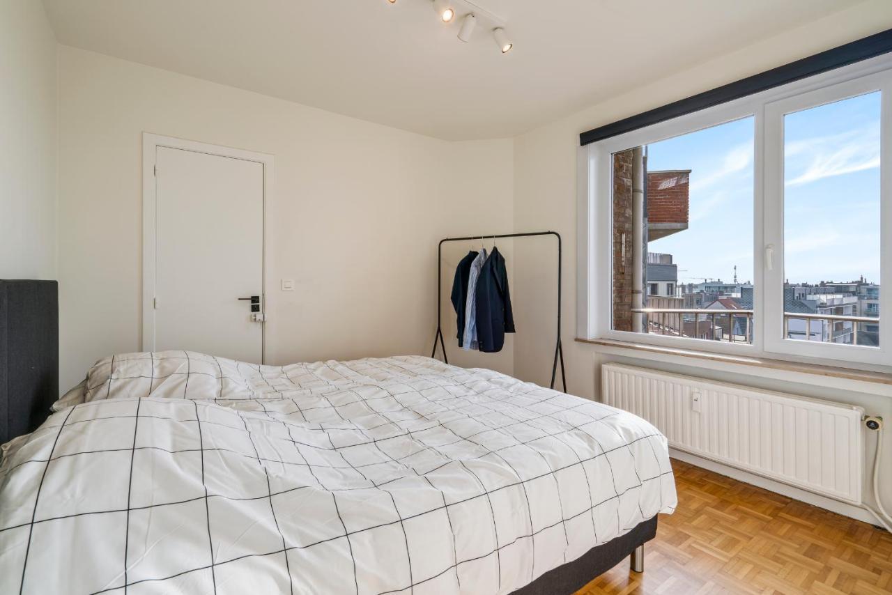 Fantastically Located Modern Apartment With Garage Available Остенде Экстерьер фото